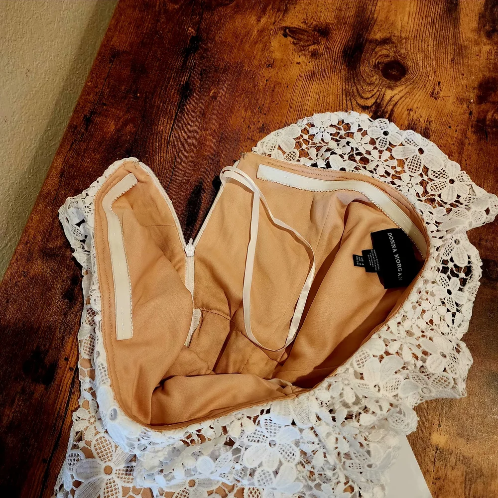 Donna Morgan Cream Lace One-Shoulder Dress - Picture 3 of 6